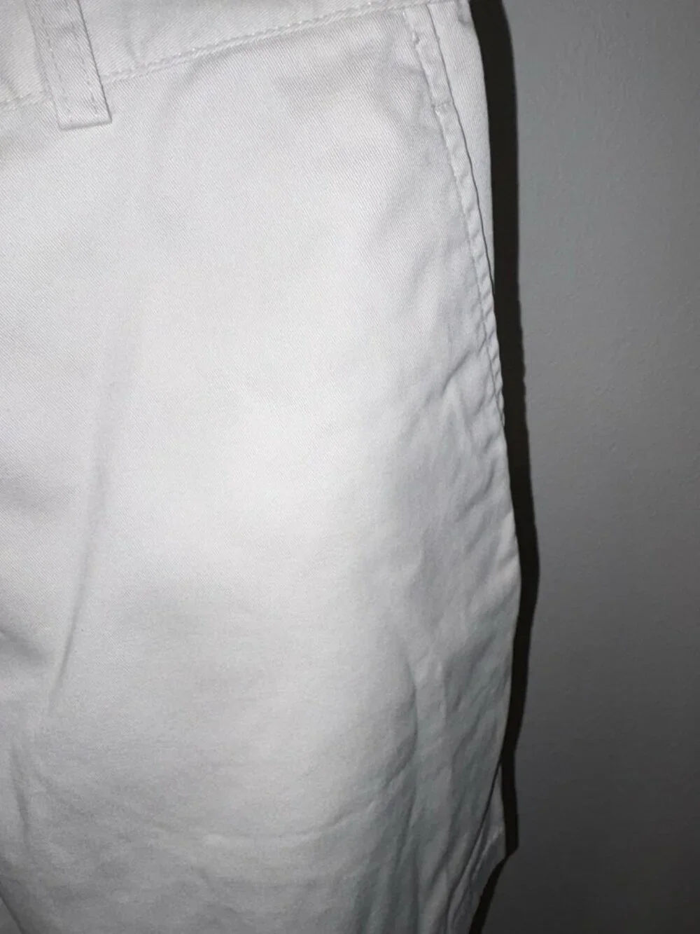 Dockers Womens Size 14 34X6  White Casual Shorts White Cotton